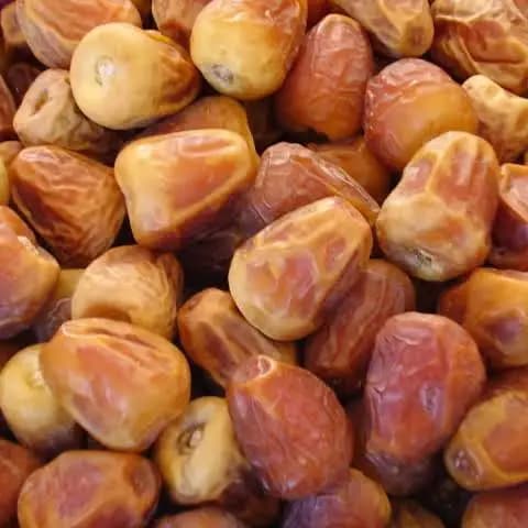 Urdani Dates